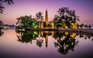 3-Day Hanoi Package Tour: Top Attractions & Street Food Tour