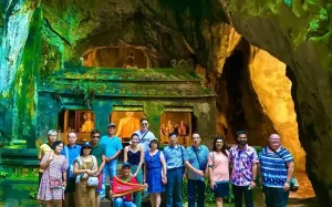Linh Ung Pagoda - Monkey mountain-Huge Lady Buddha-Marble mountains & Am Phu caves Afternoon Tour