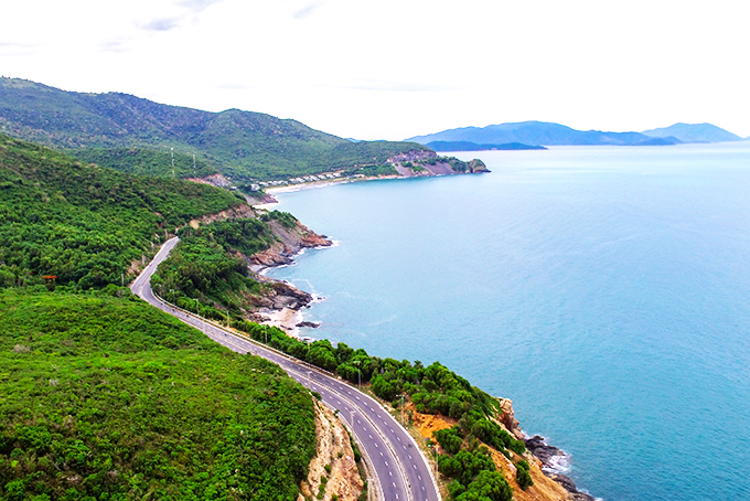 The Most Beautiful Coastal Road in Vietnam – A Masterpiece in the Heart of Central Vietnam