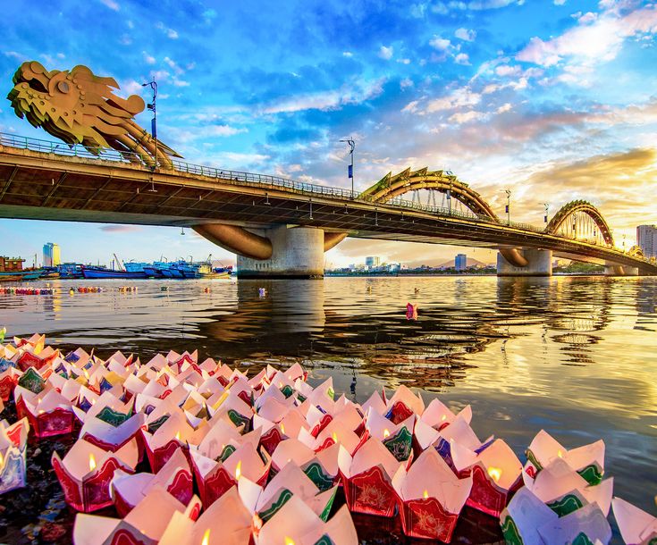 Dragon Bridge in Da Nang: Best Spots, Local Tips & Must-See Show 2026