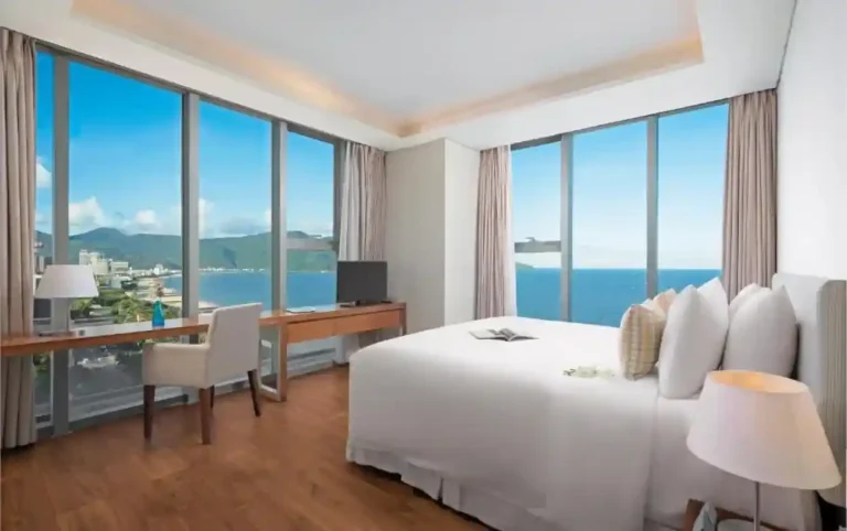 A LA CARTE HOTEL DANANG