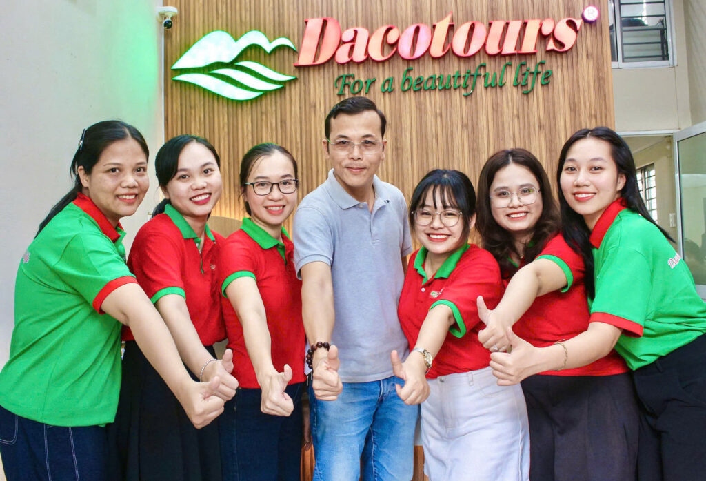 dacotours team