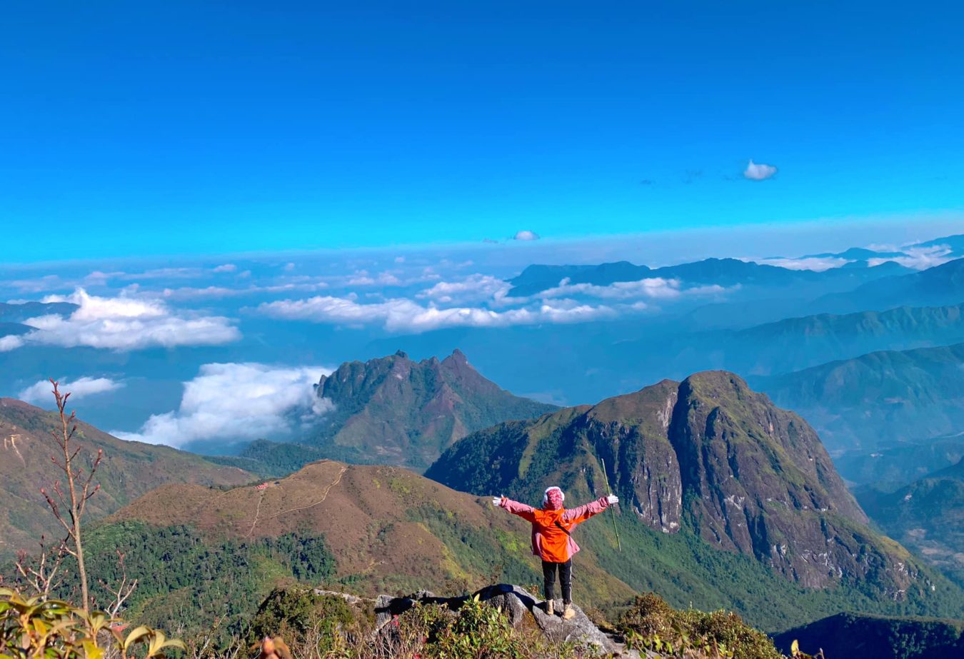Hunt Clouds when Travel Vietnam-Bach Moc Luong Tu