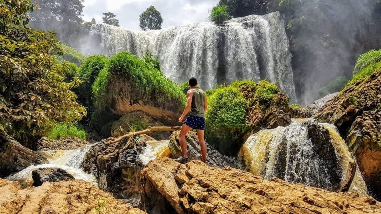 2-Week Best of South & Central Vietnam Adventure, Visit Top Attractions