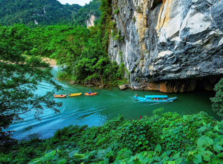 Complete 10-Day Vietnam Itinerary from South to North