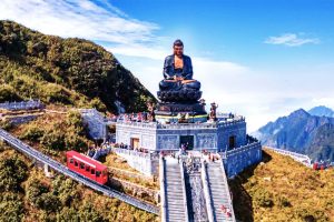 Best 5-Day Explore Hanoi to Lan Ha Bay Cruise, Sapa Trek & Fansipan