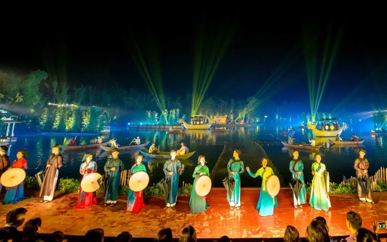 4-Day Explore The Depth of Hanoi & Halong Bay Cruise Package