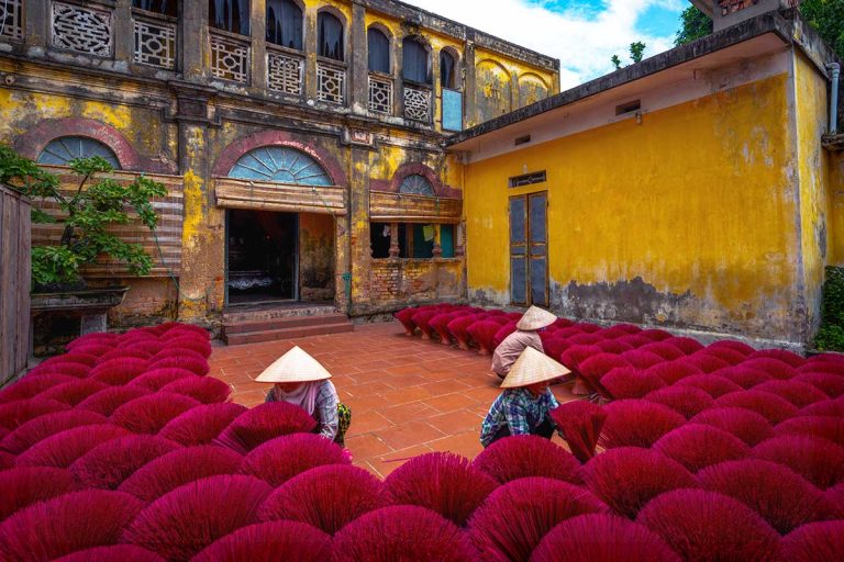 4-Day Depth of Hanoi Cultural & Halong Bay Cruise Package