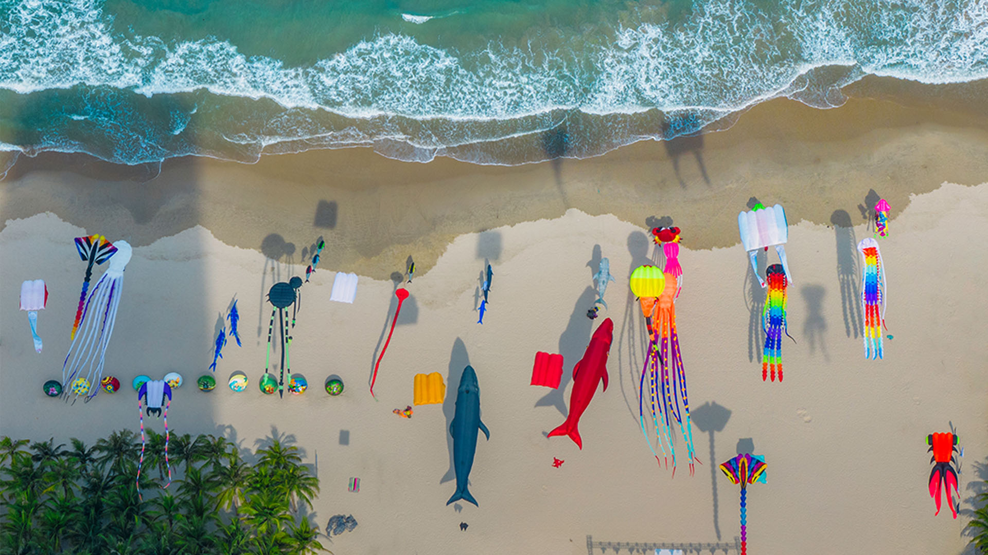 One of the biggest advantages of visiting Da Nang in June is the sea condition