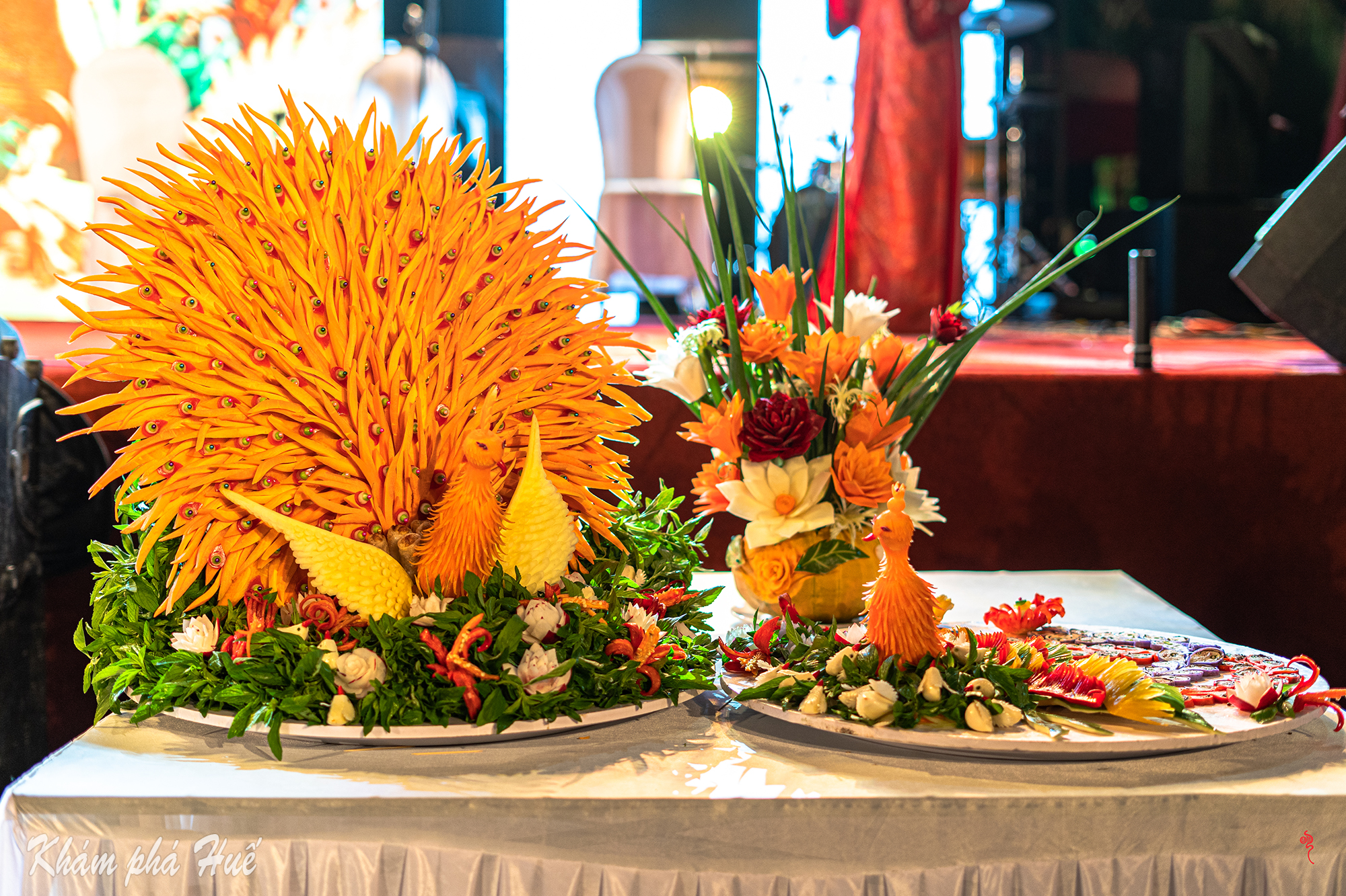 Nem công chả phượng (Phoenix and Peacock Royal Delicacy)