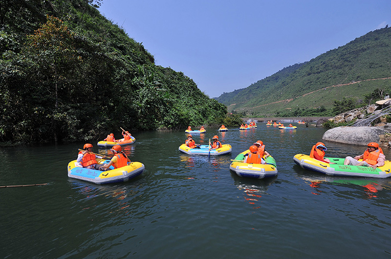 Relax by the Forest Streams in Hoa Phu Thanh