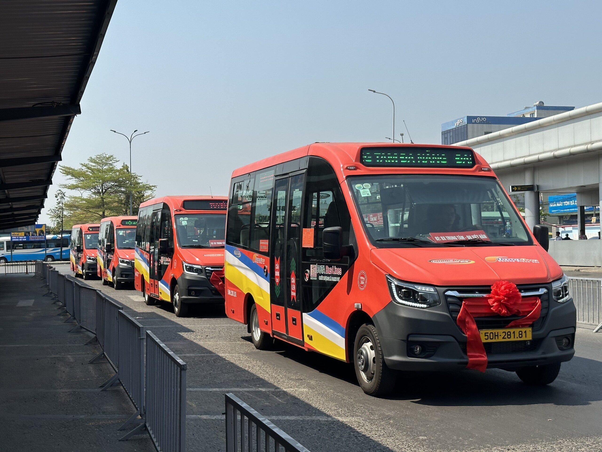 Futa Bus is a new public bus brand with Da Nang city center route (this brand is well-known for traveling from Da Nang to other provinces in Vietnam)